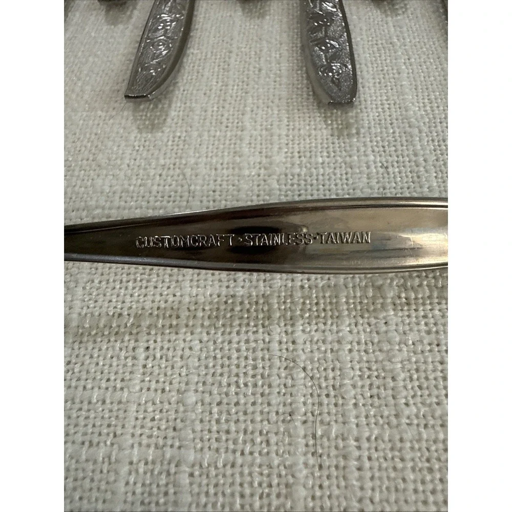 21 Customcraft CUS1‎ Stainless Textured Floral Rose SALAD FORKS Flatware 6 1/8